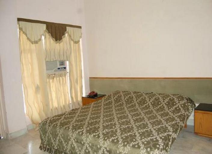 Hotel Sambodhi Bhopal Oda fotoğraf