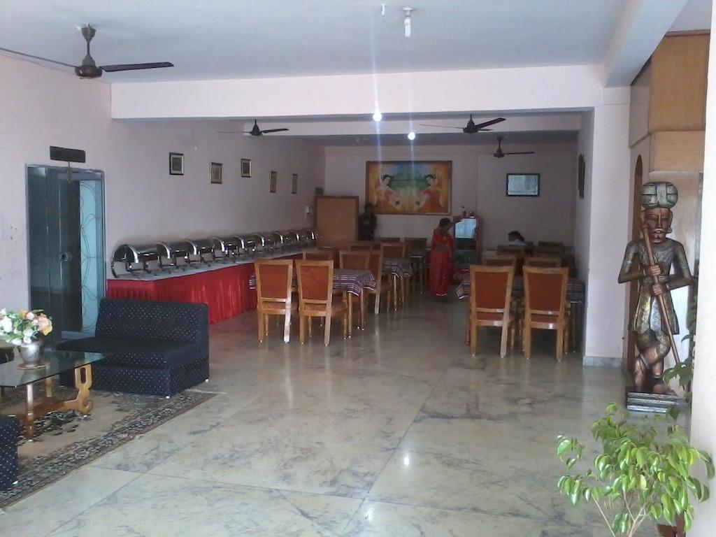 Hotel Sambodhi Bhopal Dış mekan fotoğraf